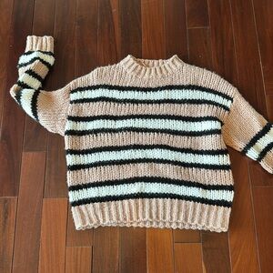 Woven heart large cropped sweater
